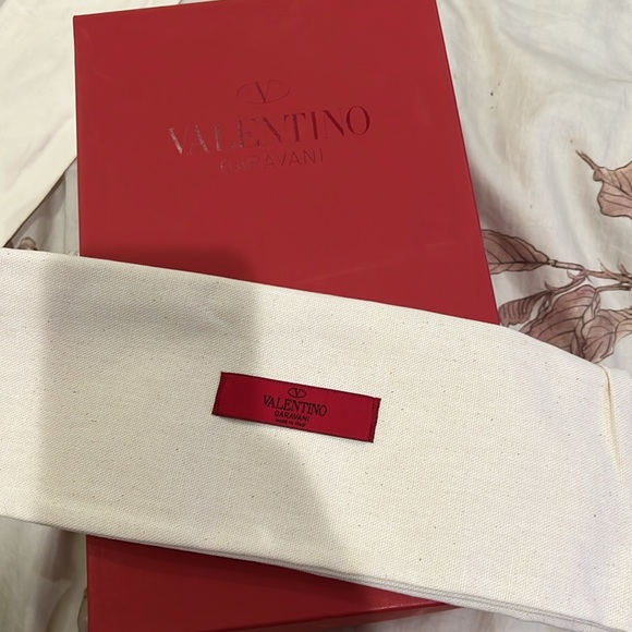 Valentino Garavani leather ankle strap sandals size 39.5 in very good condition - Picture 7 of 8